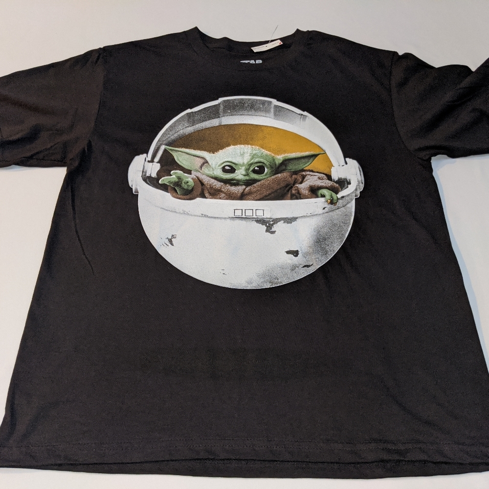 Star Wars Baby Yoda Youth L/XL BNWT